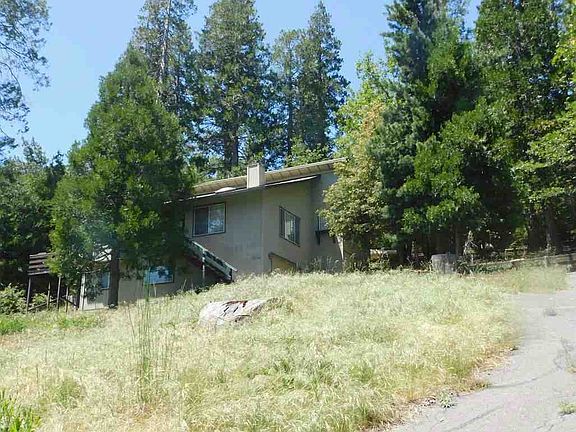 4th image of 19148 Middle Camp Sugar Pine Rd