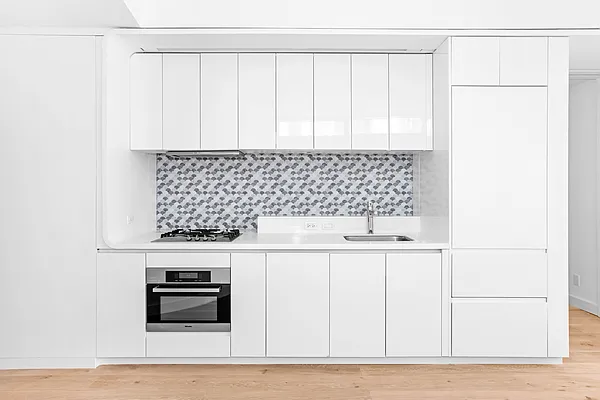 Sold by Compass | media 2