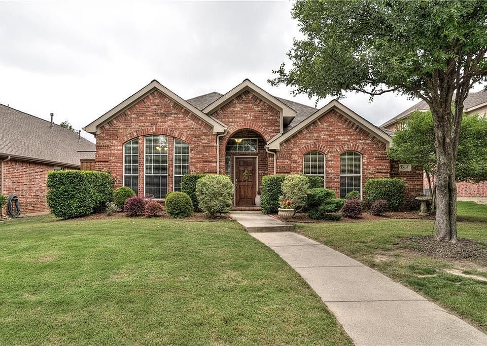 1st image of 15635 Brookwood Dr