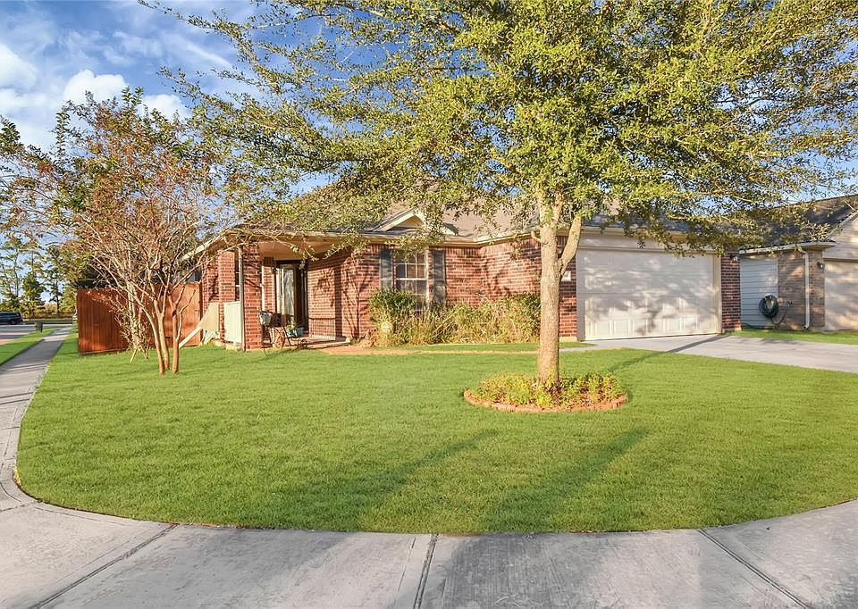 1st image of 15510 Forest Creek Farms Dr