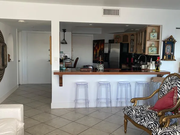 11930 N Bayshore Dr APT 1006, North Miami, FL 33181