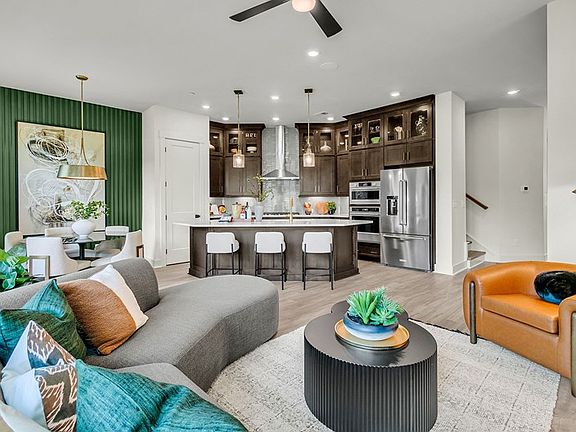 The Greenbelt - Family Room