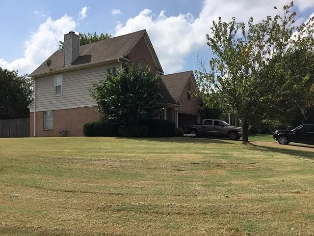 9025 Creekside Dr — Photo 17
