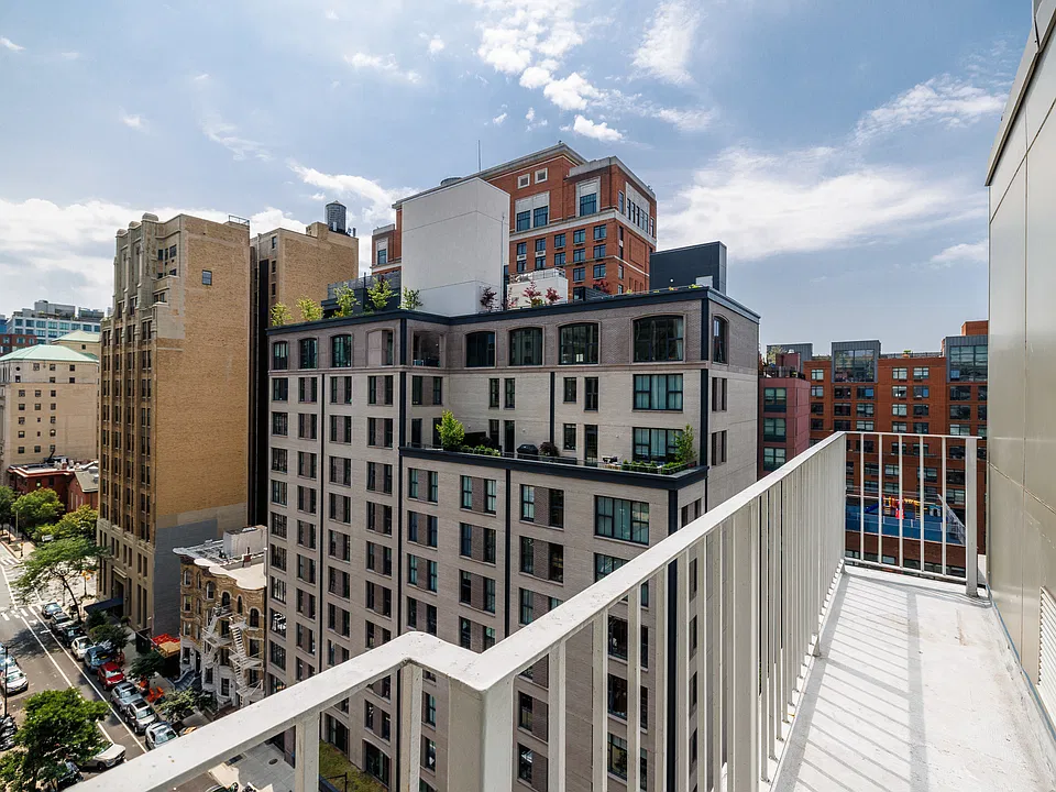 63 Schermerhorn St #12A