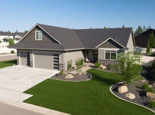 905 W Basalt Ridge Dr, Spokane, WA 99224