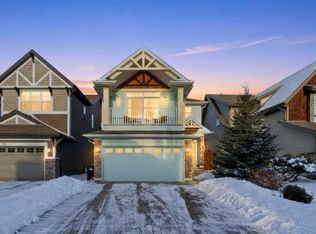 185 W Auburn Glen Cir SE, Calgary, AB T3M 0K8