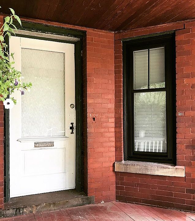 2nd image of 1416 W 81st St