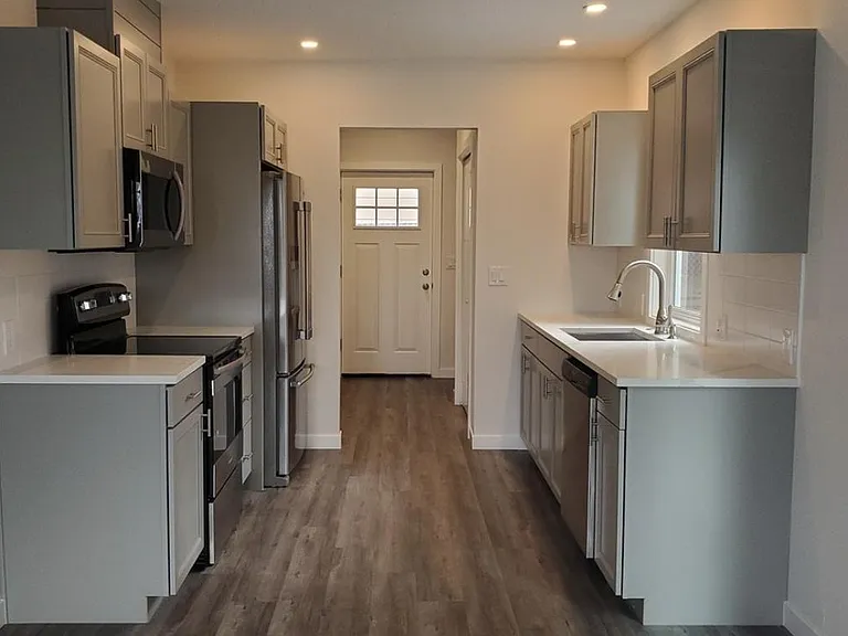 2636 SE 107th Ave — Photo 5