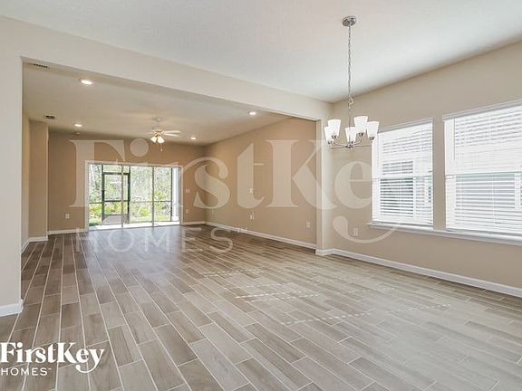 4th image of 443 Stone Arbor Ln