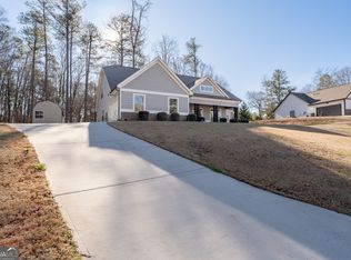 350 Stonegate Ct, Dallas, GA 30157