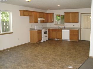 6908 SE 49th Pl, Portland, OR 97206