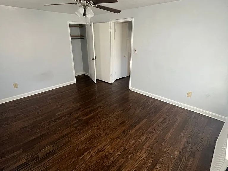 4330 Oakwood Ave — Photo 15