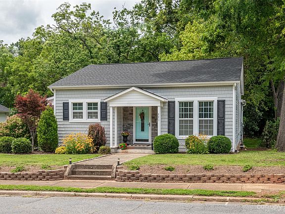 2nd image of 771 4th Street Dr NW