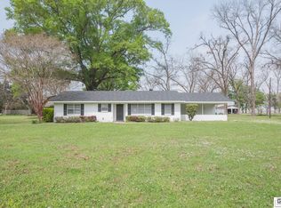 420 S Oak St, Oak Ridge, LA 71264