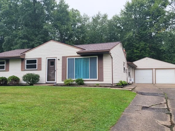13031 Dorothy Rd, Chesterland, OH 44026