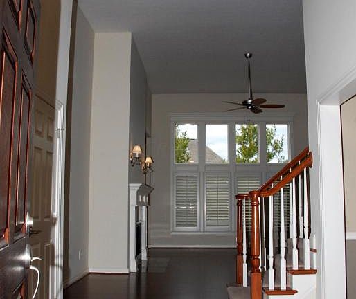 5th image of 8108 Flynn Ln