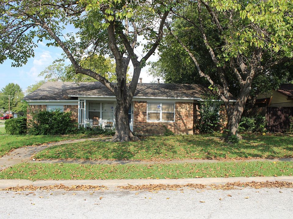 1st image of 1818 Delmar Dr