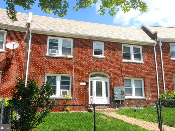 1250 Holbrook Ter NE, Washington, DC 20002
