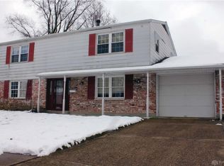 5930 Lancer Ct, Dayton, OH 45424