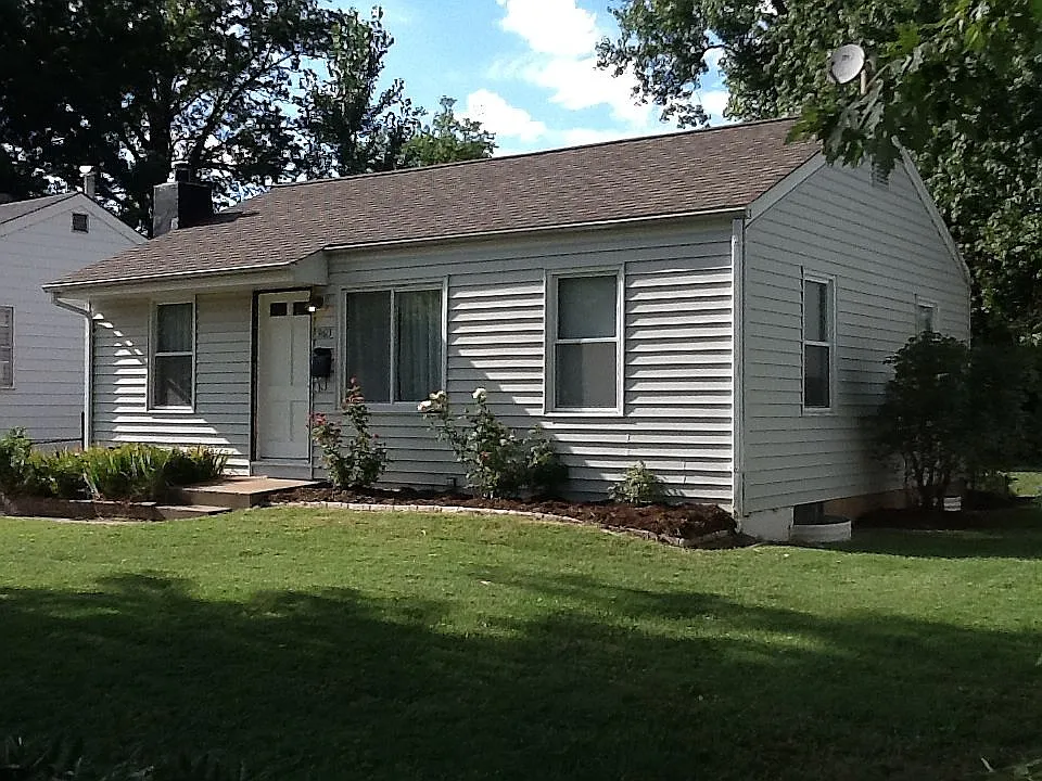9613 Echo Ln photo 1