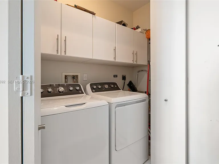 900 Brickell Key Blvd #3002 — Photo 38