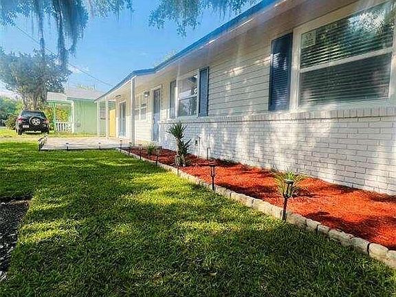 3rd image of 920 Johnston St