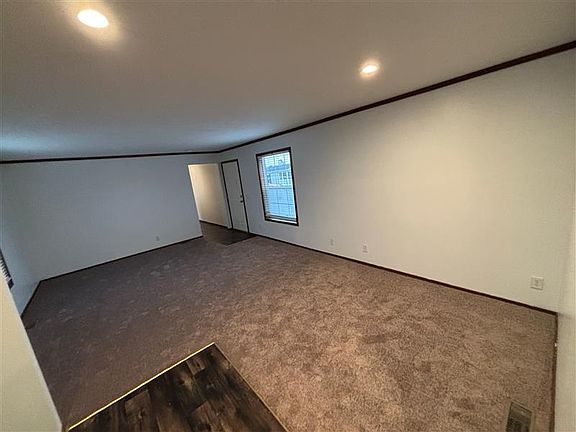 5th image of 157 Powell St #6087