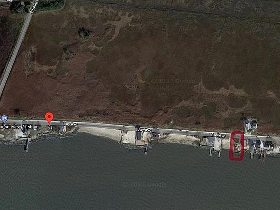 3rd image of 69 Bay Ave