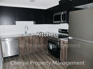 4663 177th Ave NW, Edmonton, AB T5Y4G4