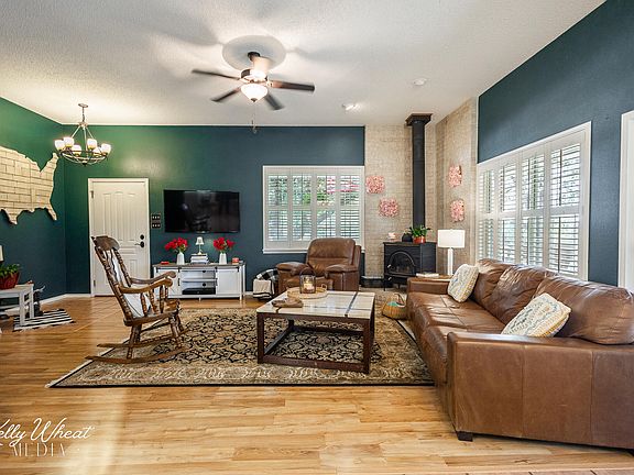 4th image of 6369 John Curry Rd