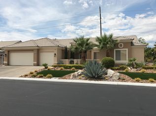 5985 Musketeer Ln, Las Vegas, NV 89130
