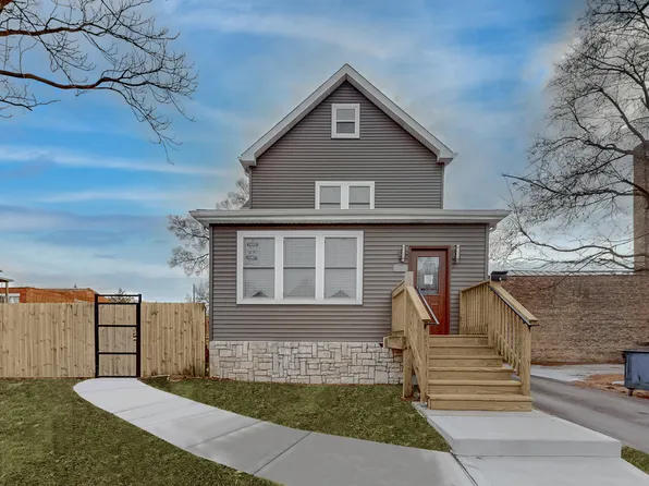 2347 Walnut St, Blue Island, IL 60406
