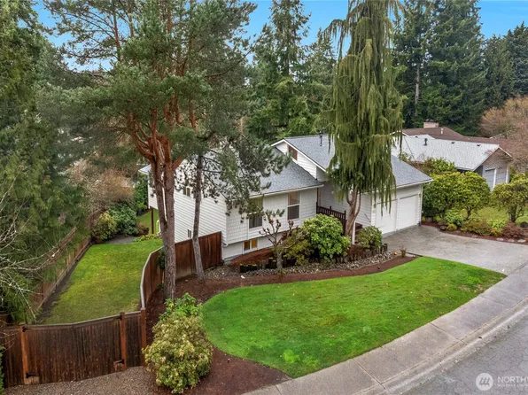 9102 NE 142nd Way, Kirkland, WA 98034
