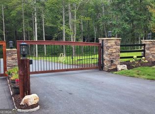 131 River Reach Ln, Talking Rock, GA 30175