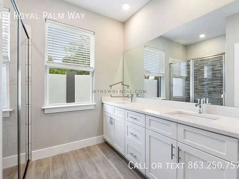 300 Royal Palm Way — Photo 22