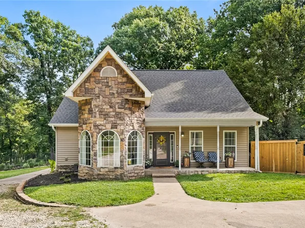 18743 Pinebrook Dr W, Garfield, AR 72732