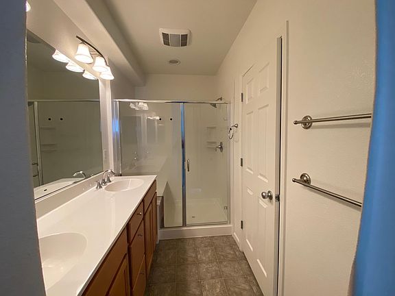5th image of 484 S 22nd St