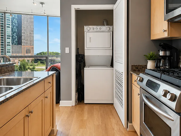 420 E Waterside Dr #412 — Photo 5