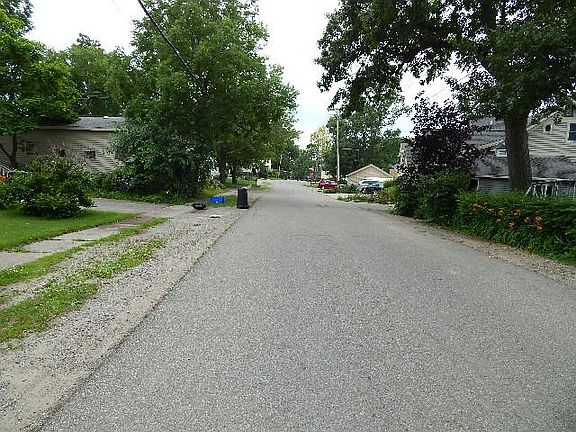 4th image of 56 N North Shore Dr