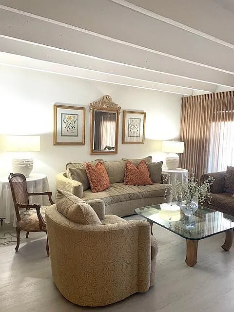 1 bed, 1.5 bath, 850 sqft, $1,950 — Photo 4