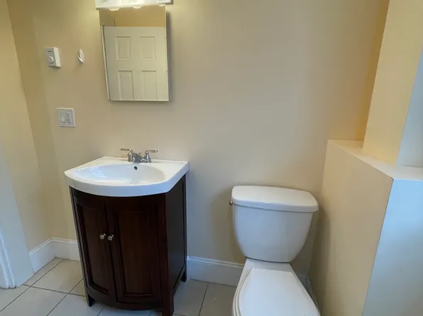 31 Walter St, Lynn, MA 01902