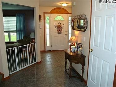 2nd image of 1253 Orchard Glen Dr