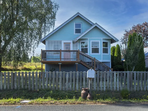 92270 Clover Rd, Astoria, OR 97103
