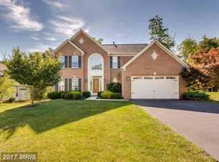 490 Sawgrass Dr, Charles Town, WV 25414
