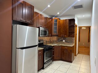 2016 Bleecker St #2R, Ridgewood, NY 11385