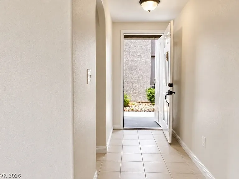5525 W Flamingo Rd #1025 — Photo 2
