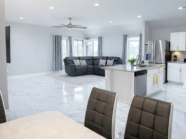 3753 Barn Owl Dr, Lake Charles, LA 70615