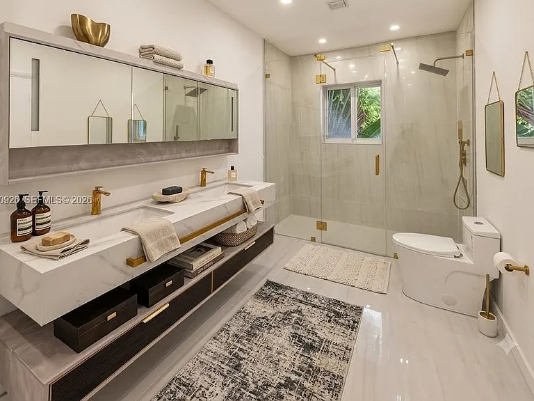 1101 S Shore Dr — Photo 15