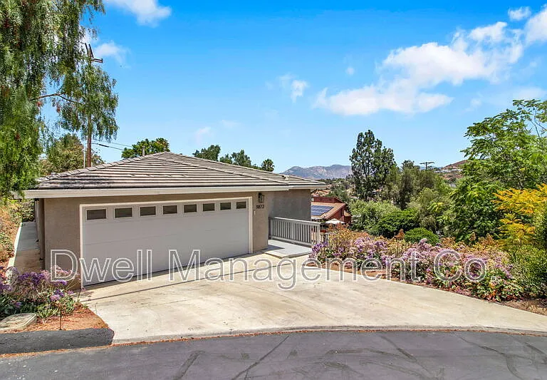 11872 Almond Joy Ct — Photo 30
