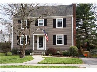 65 Meadowbrook Rd, West Hartford, CT 06107